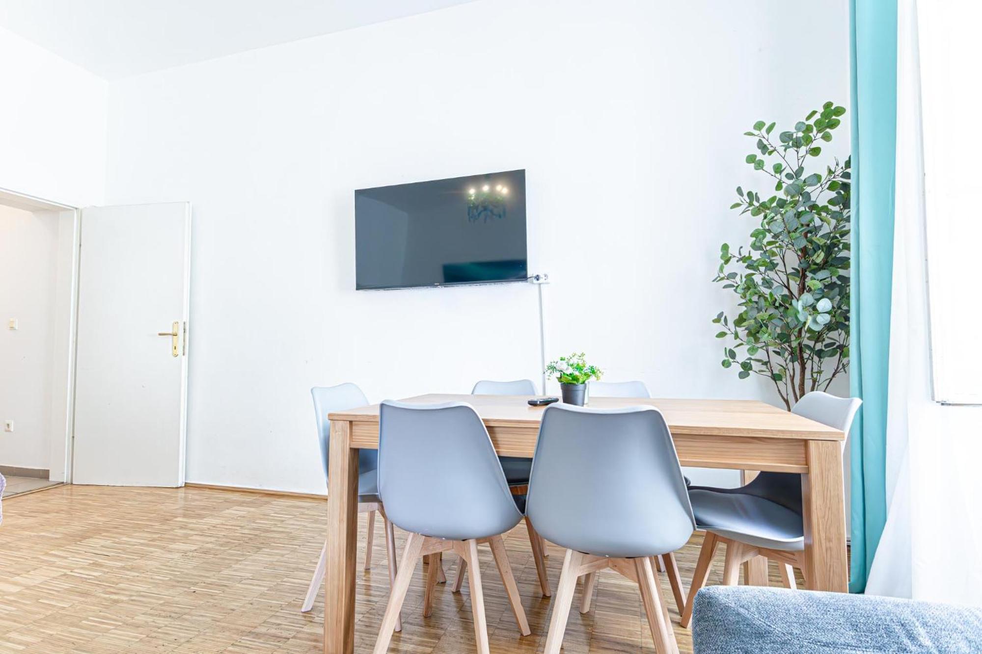 Superior 2Br Apartment - Perfect For Longstays Wenen Buitenkant foto